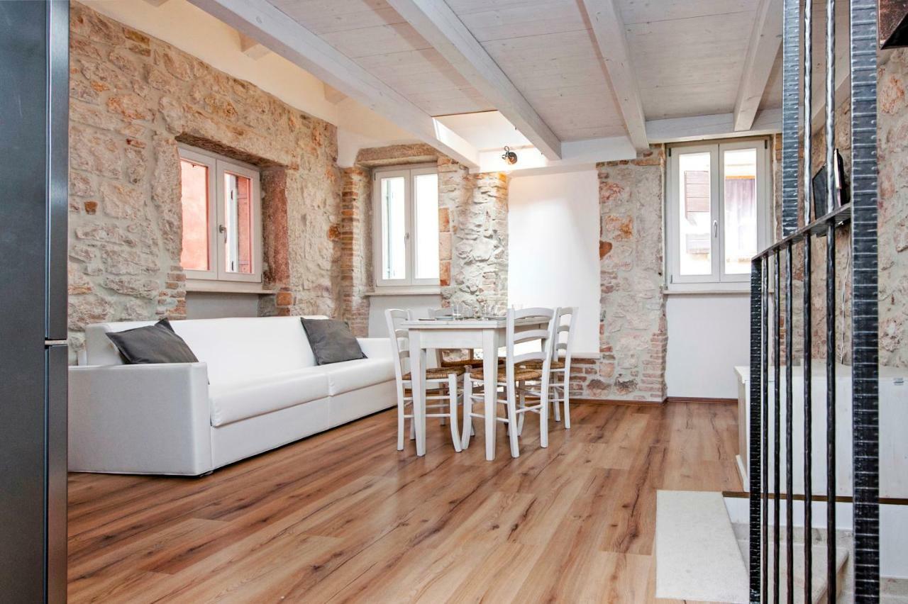 Apartments Casa Roccia Bianca Ровінь Екстер'єр фото