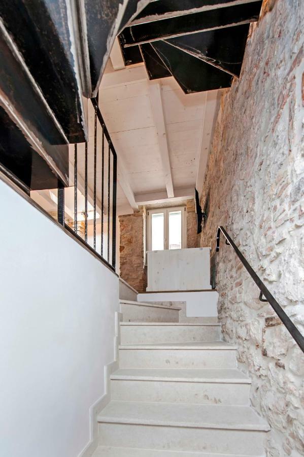 Apartments Casa Roccia Bianca Ровінь Екстер'єр фото