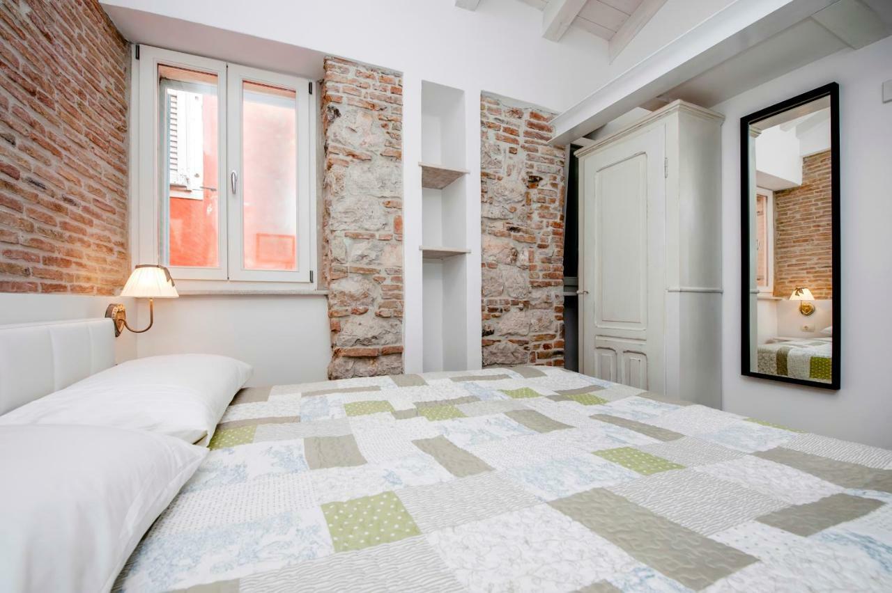 Apartments Casa Roccia Bianca Ровінь Екстер'єр фото