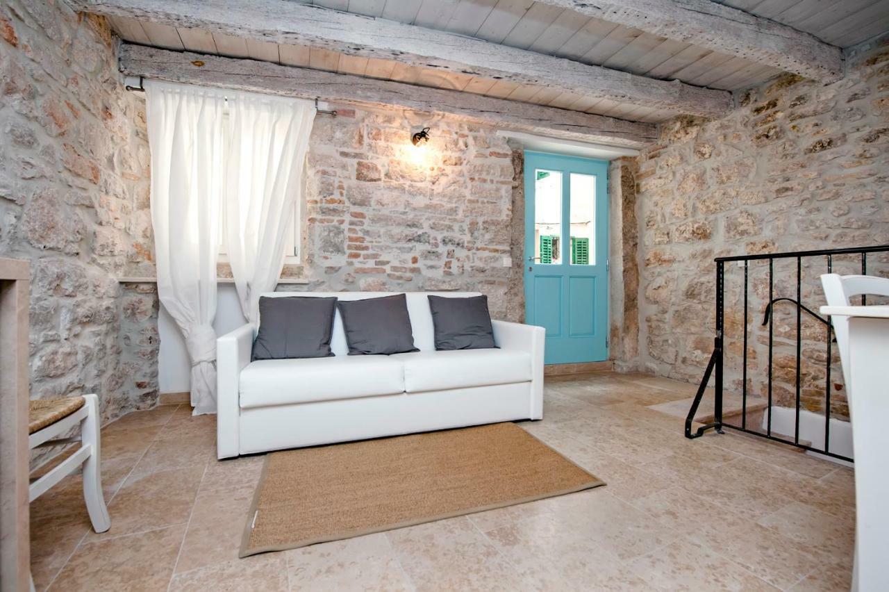 Apartments Casa Roccia Bianca Ровінь Екстер'єр фото